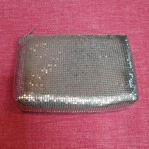 Vintage Metal Mesh Silver Clutch Purse